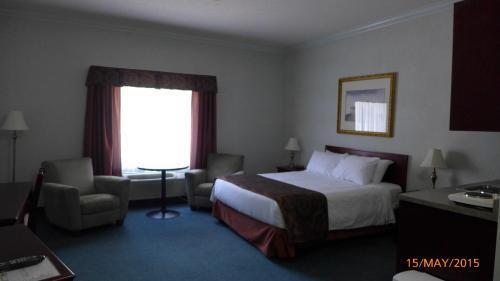 The Bridgeport Inn Fort Mcmurray Exterior foto